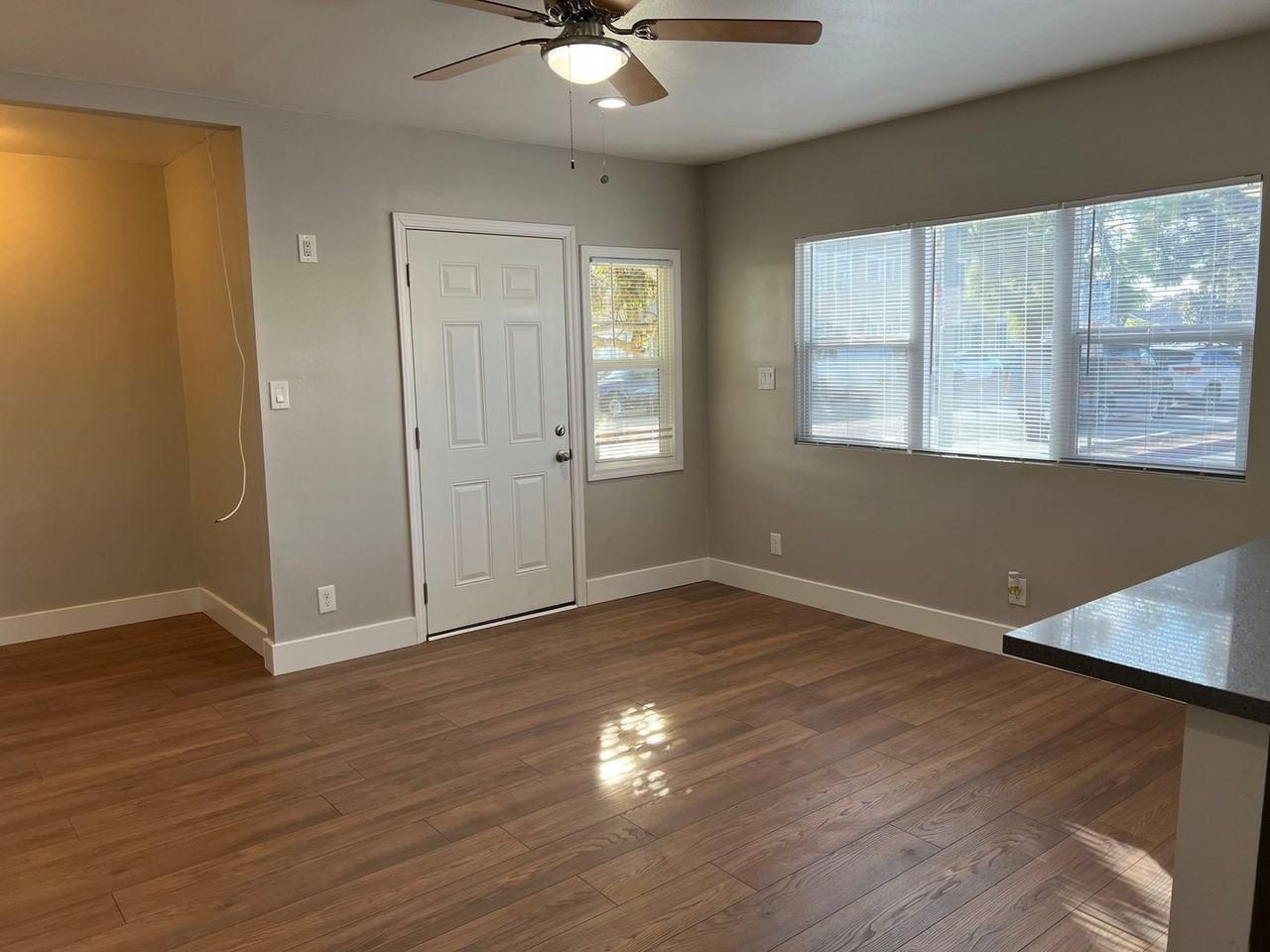 115 E Pine St - Photo 2 of 16