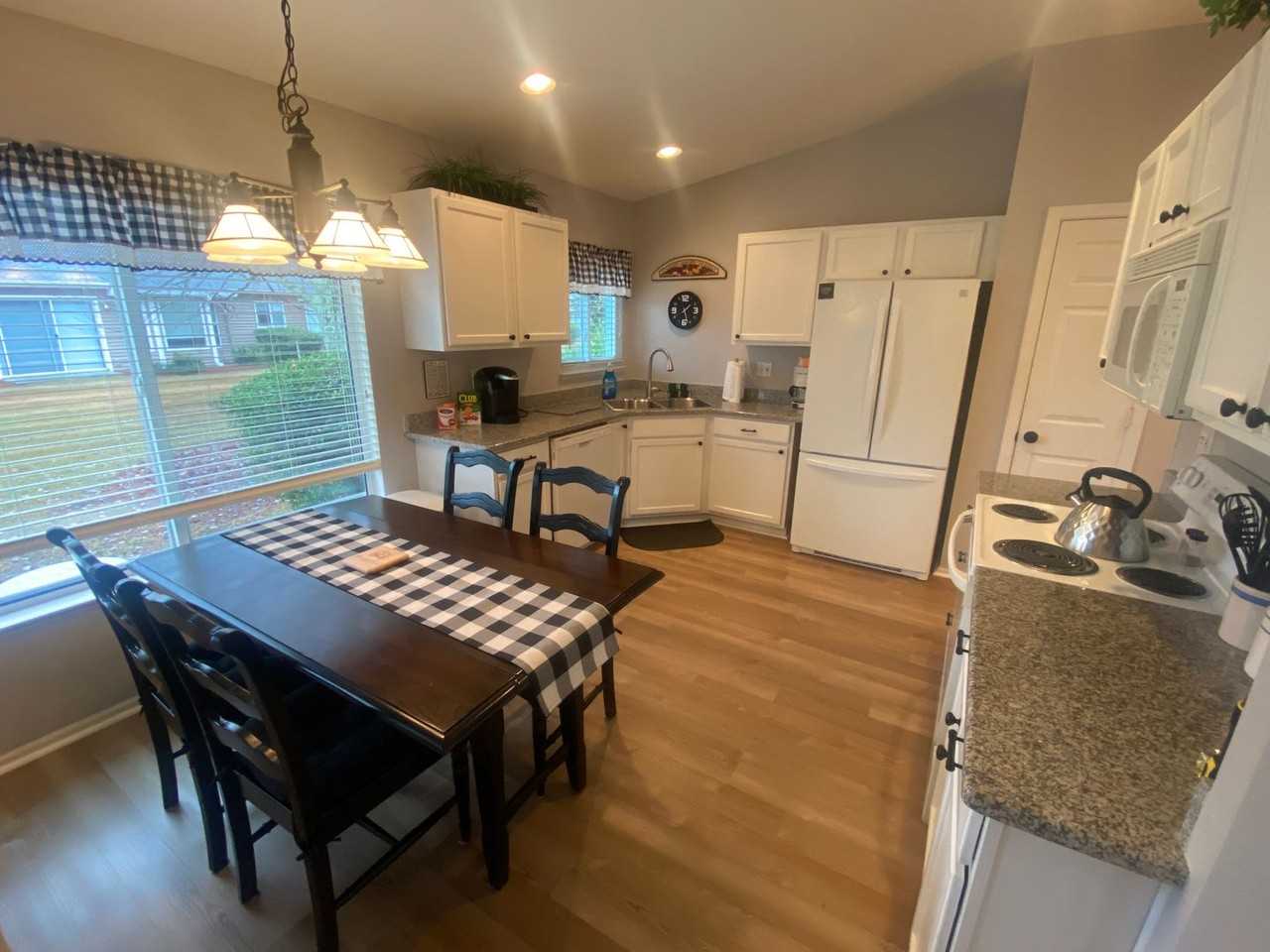 55 Purry Cir - Photo 3 of 9