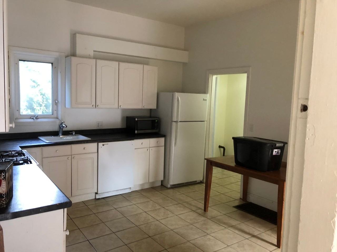 14A Pratt St - Photo 7 of 30