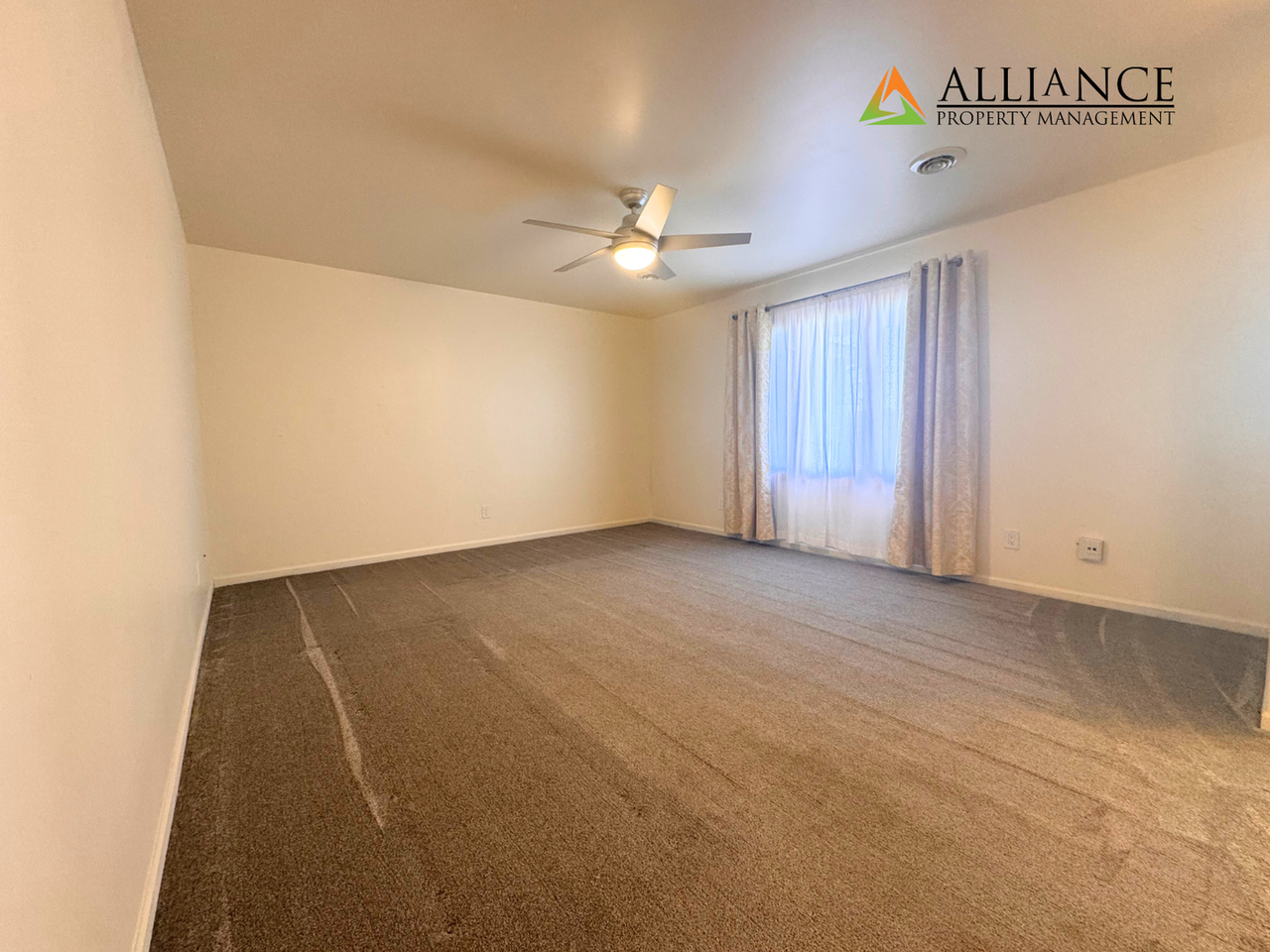 509 Bronco Way - Photo 3 of 18