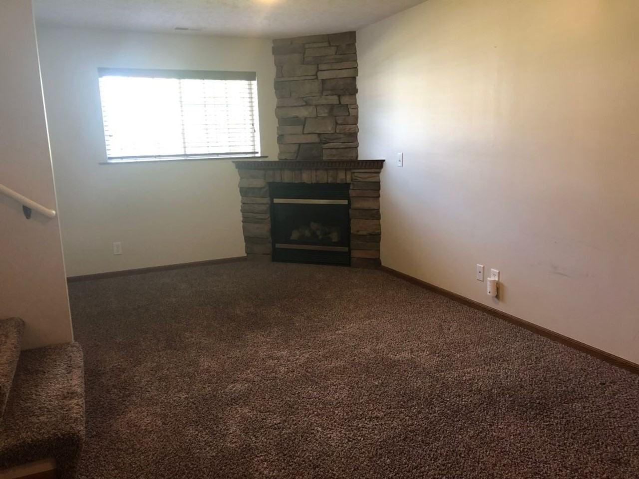 2703 Michaela St - Photo 7 of 8