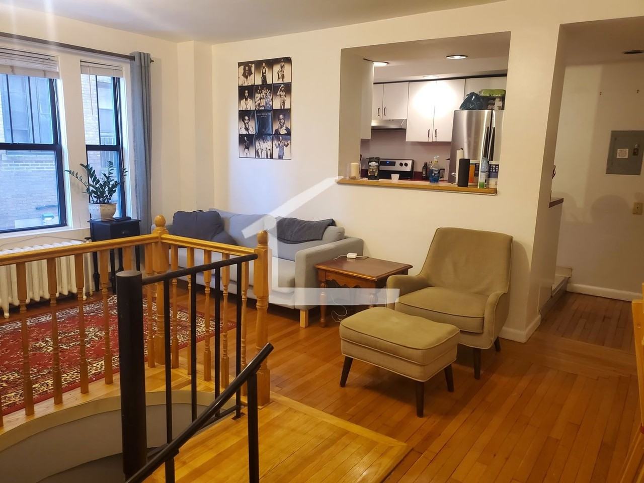 450 Park Dr - Photo 6 of 25
