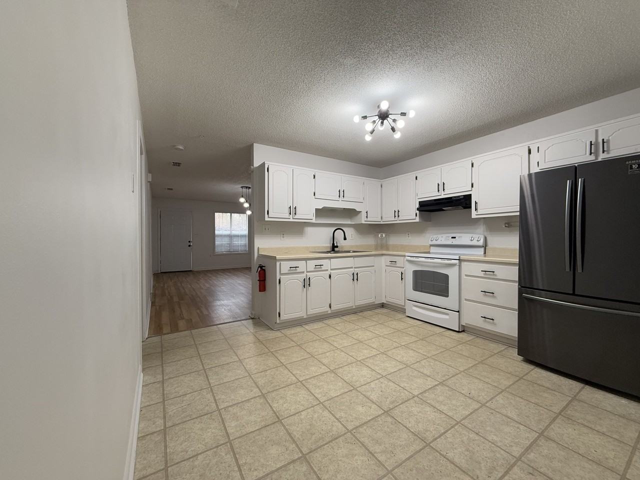 460 Main Street - Photo 2 of 18