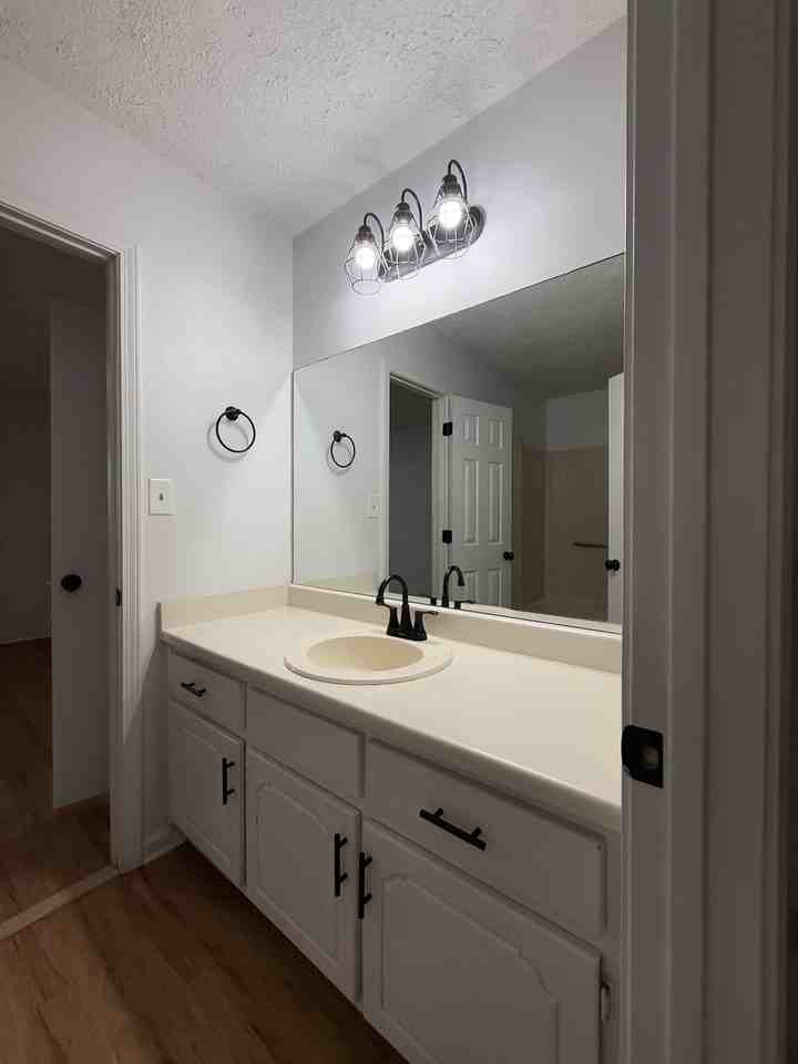 460 Main Street - Photo 3 of 18