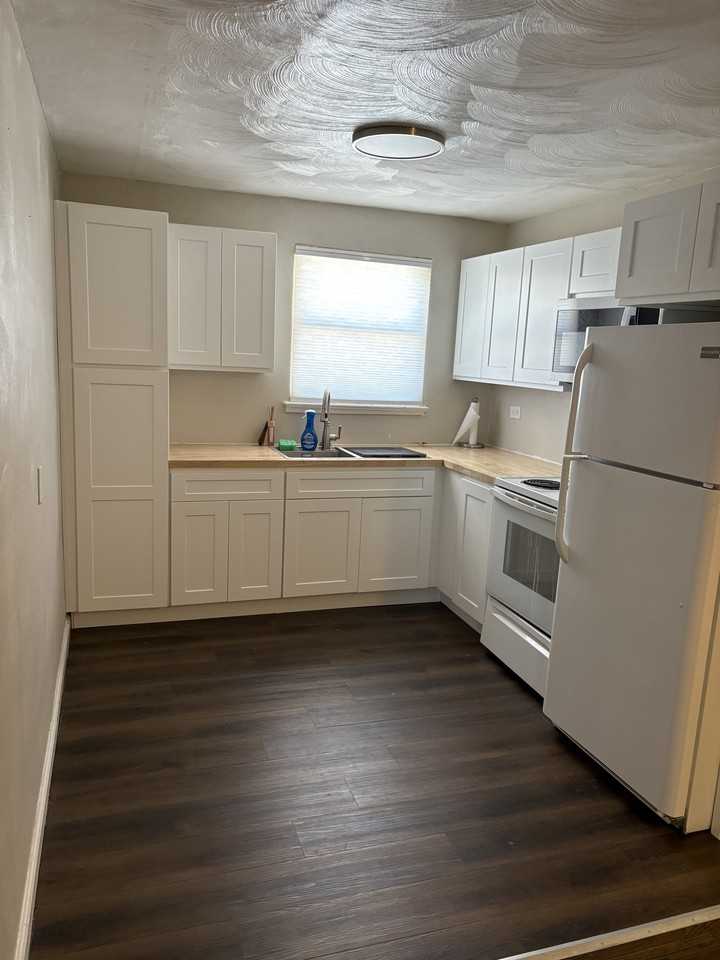 1509 South Colorado Street - Photo 2 of 20