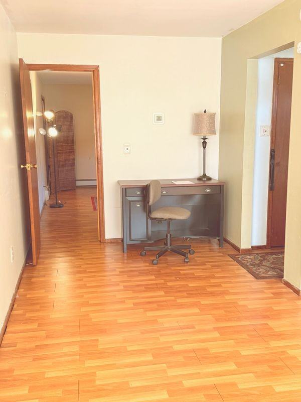 260 Houston St - Photo 2 of 8