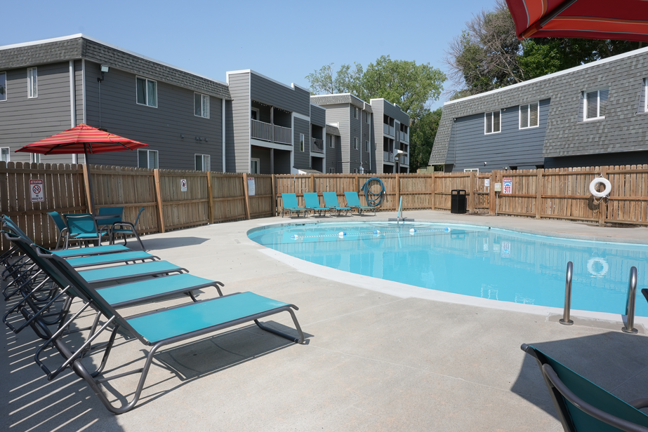 Jasper Place - Photo 3 of 17