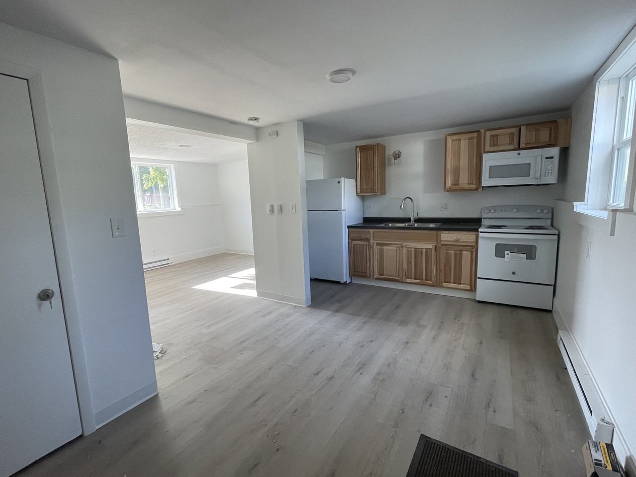 60 8th St N #1 - Photo 3 of 9