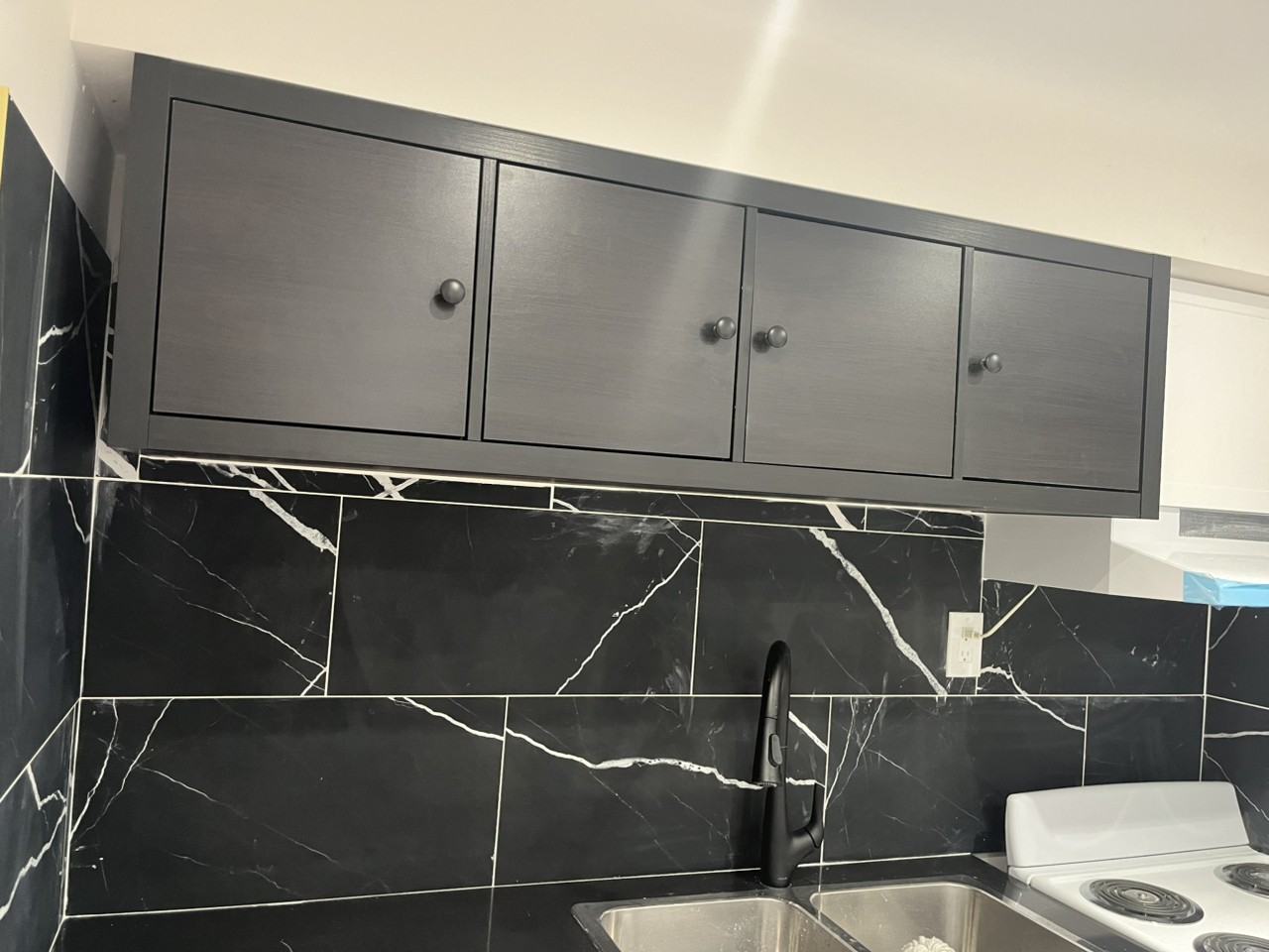 Thatcher Ave - Photo 6 of 13