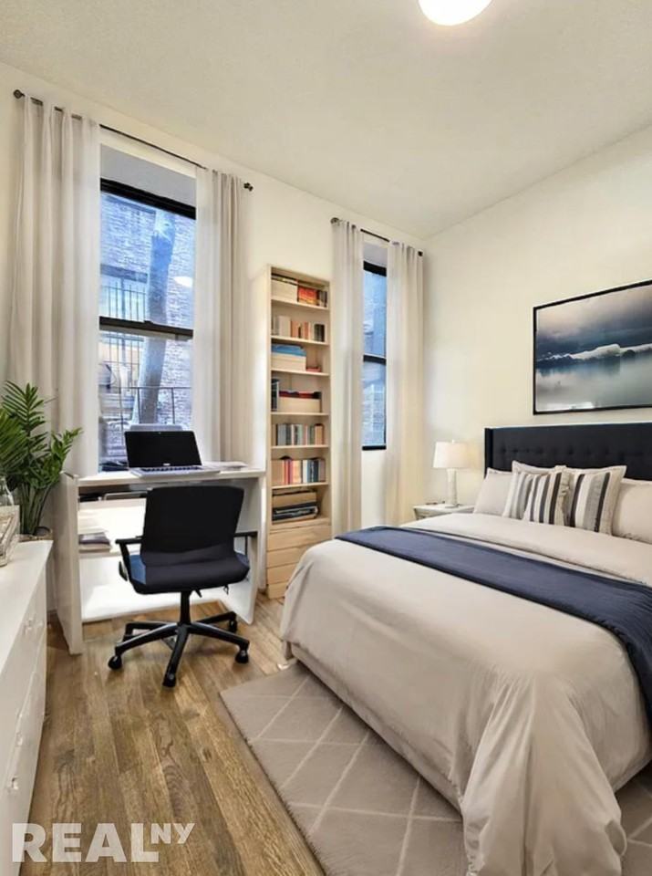 Thompson St #B - Photo 2 of 12