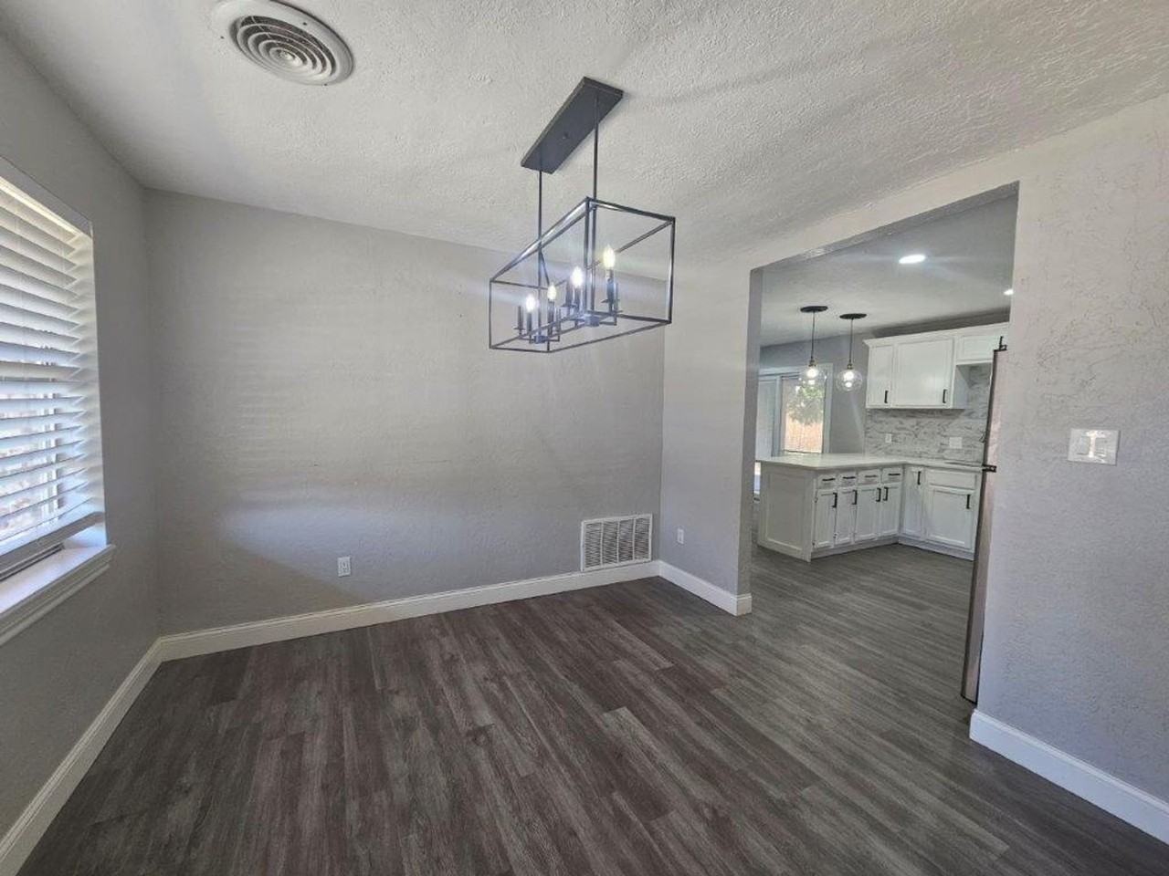 1713 Northwest Great Plains Boulevard - Photo 2 of 16