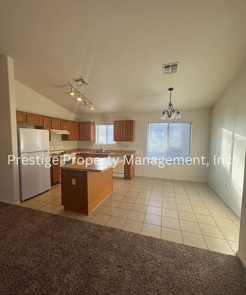 13199 E Alley Spring Dr - Photo 6 of 24