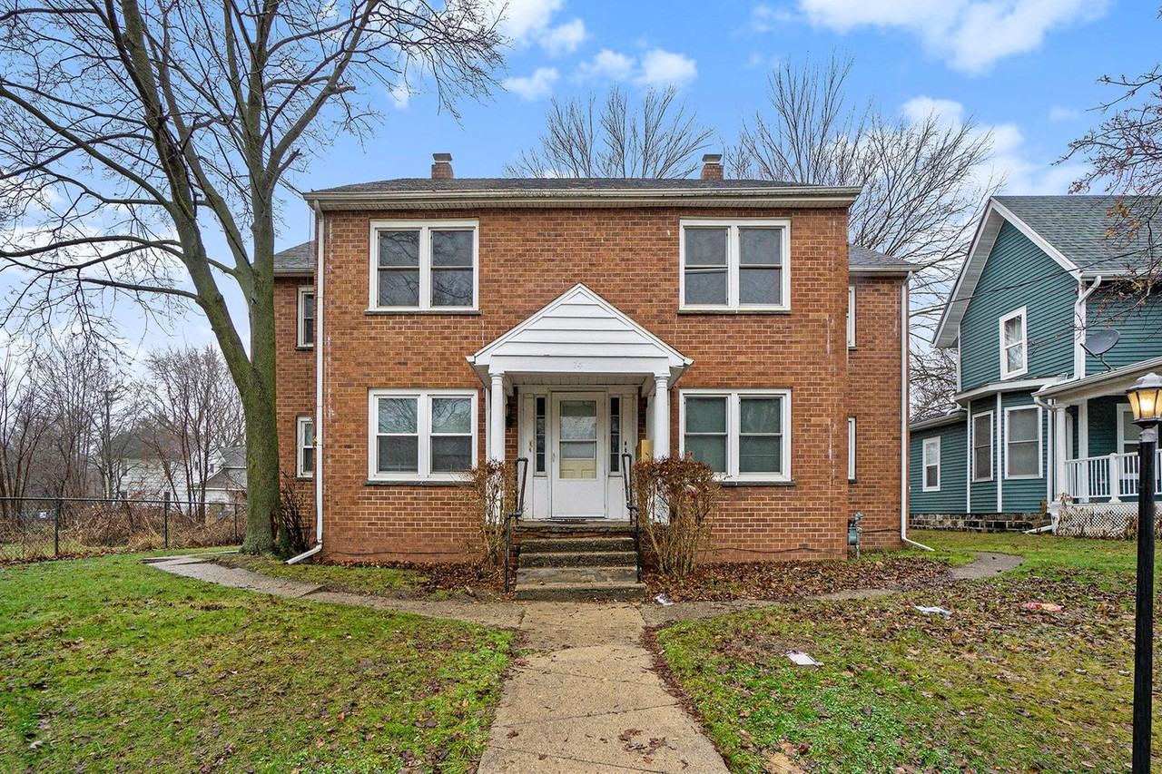 74 Union St S #D - Photo 5 of 19