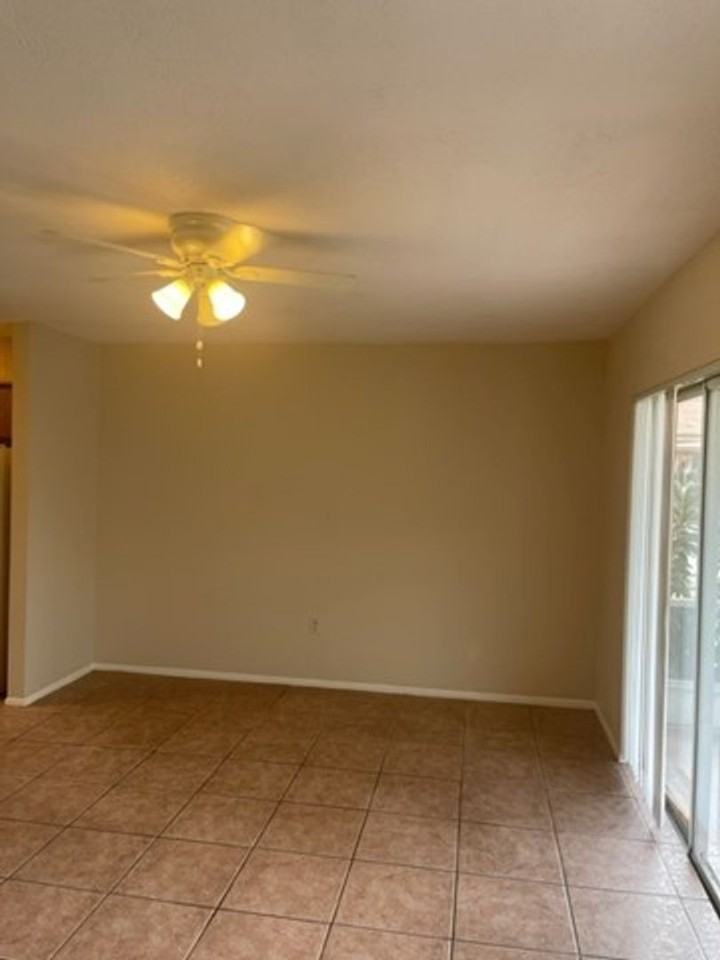 1215 SE 46th Lane,  Cape Coral, FL 33904 - Photo 3 of 26