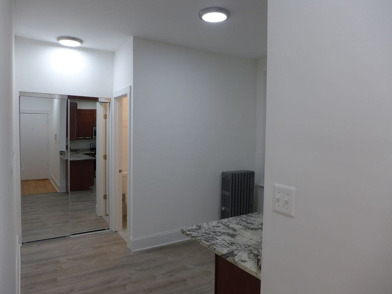 437-43 S. Scoville - Photo 7 of 41