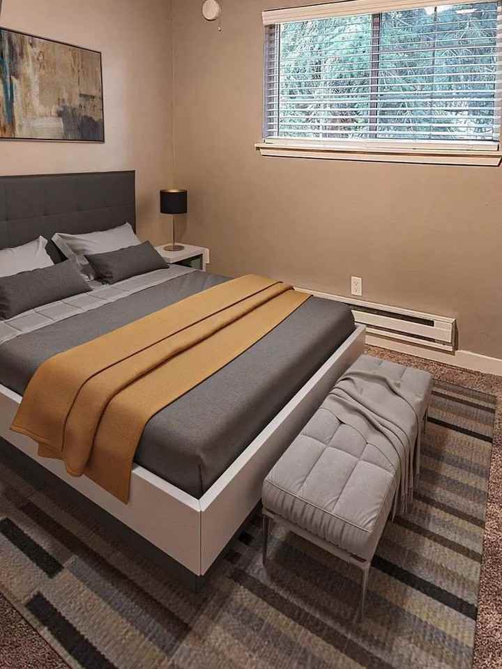 Hudson Court Apartments - Photo 6 of 8