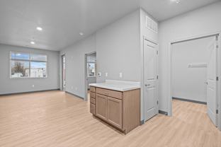 150 Sw Wake Robin Ave - Photo 1 of 1