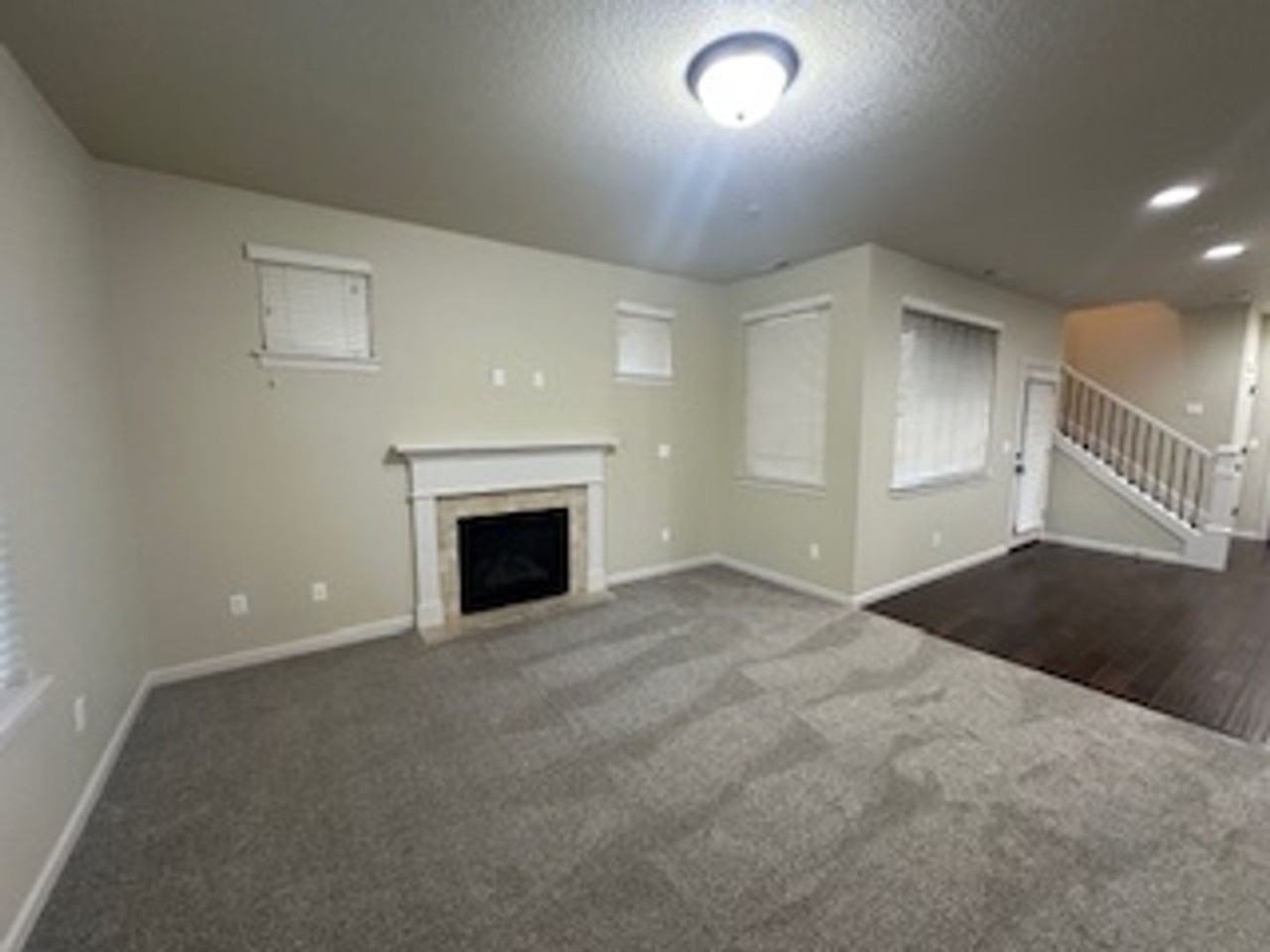 10136 Sw Barber St - Photo 7 of 44