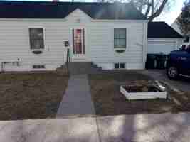 featured image of 219 E 7th Ave