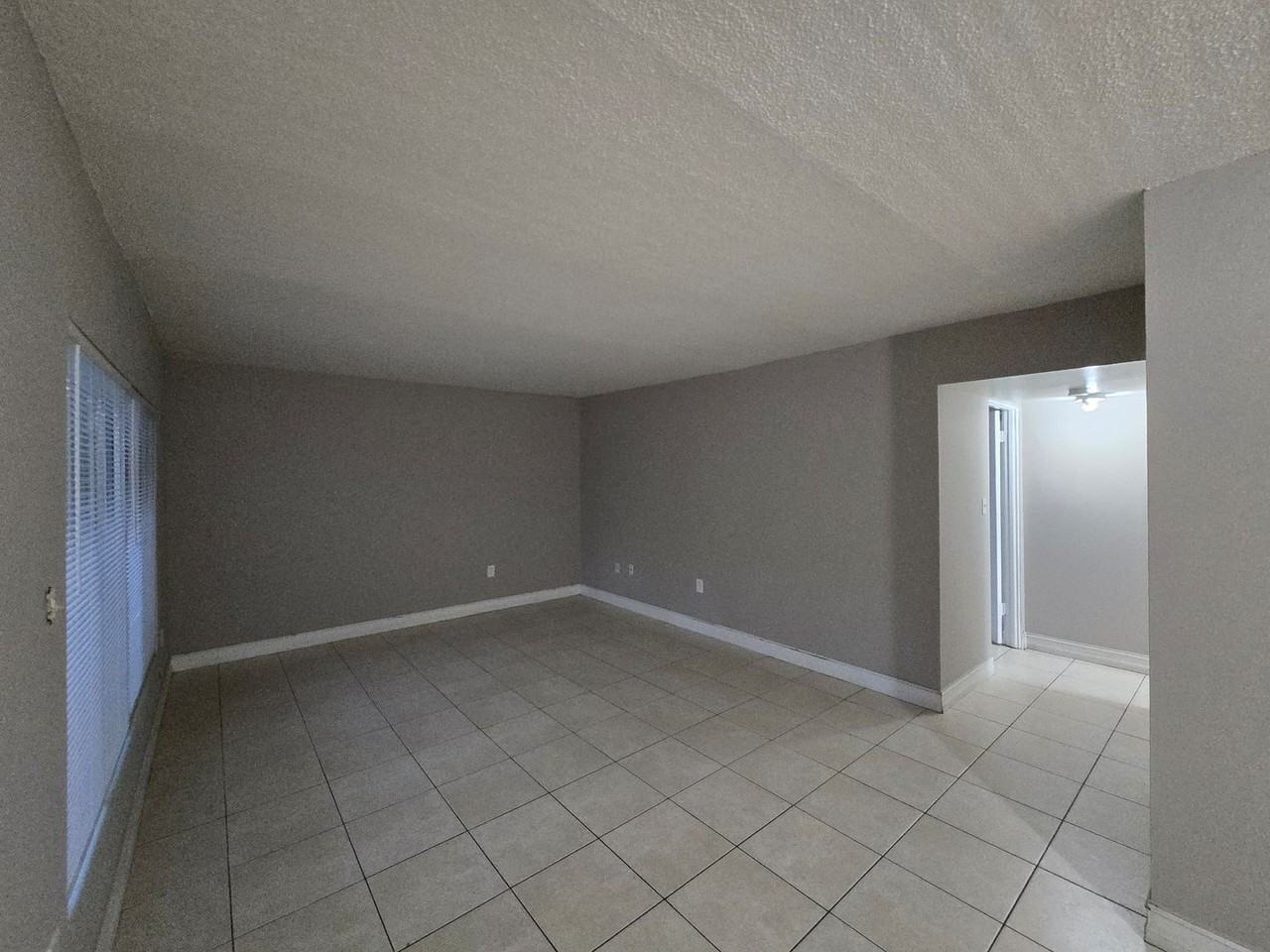 1830 Maravilla Ave #506 - Photo 4 of 50