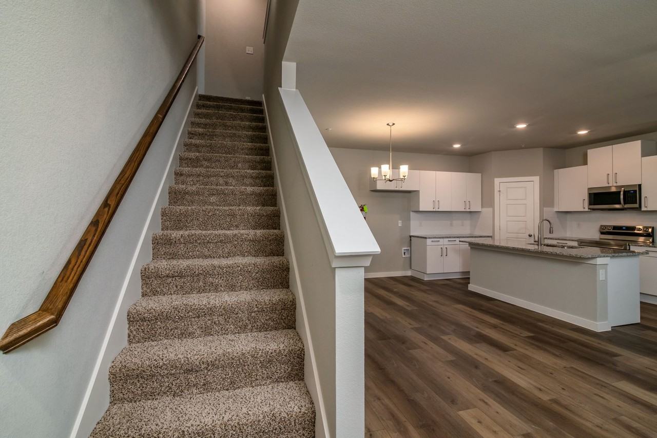 729 Harvest Moon Dr - Photo 7 of 19