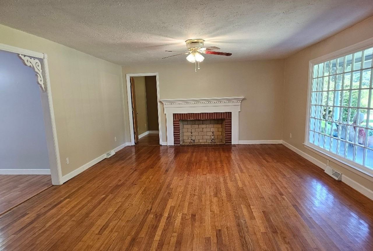 4436 Highway 19 - Photo 2 of 50