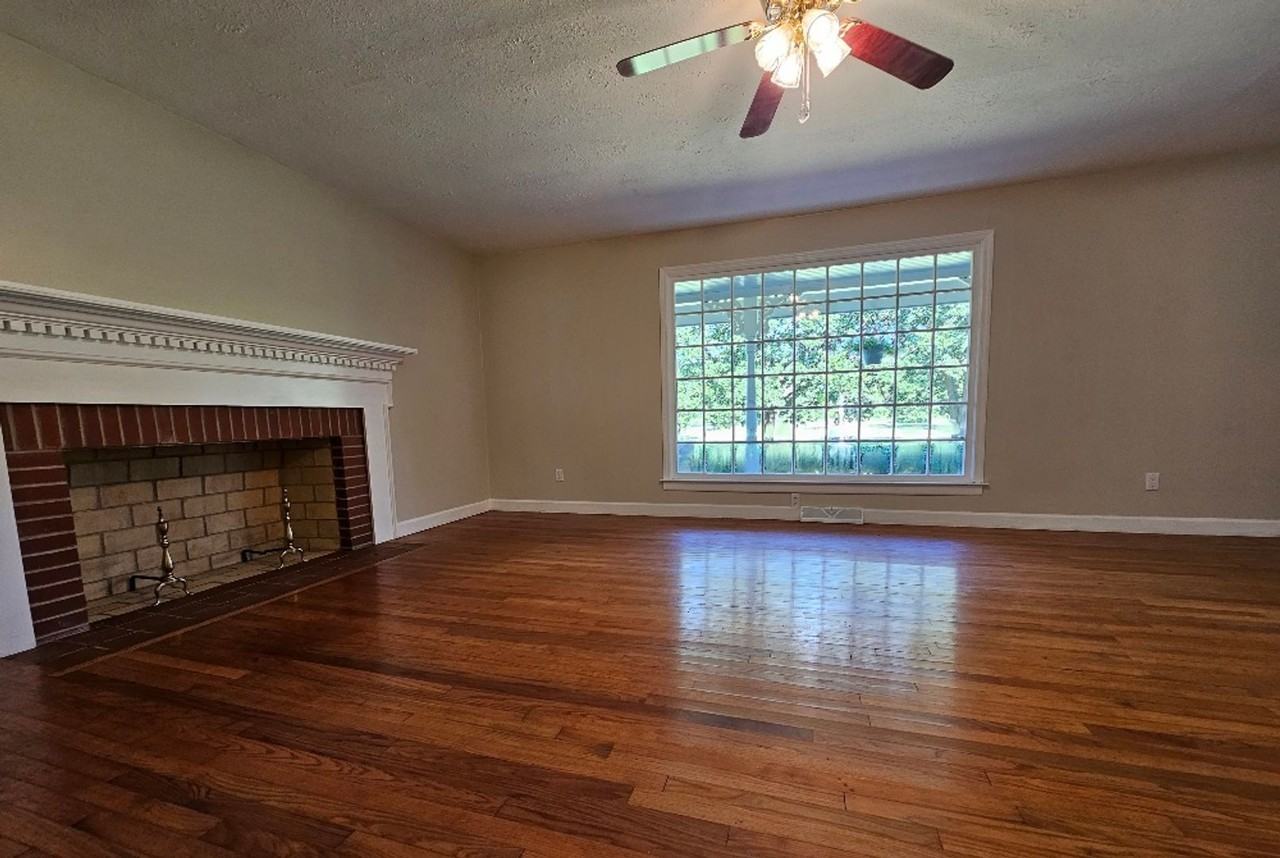 4436 Highway 19 - Photo 3 of 50