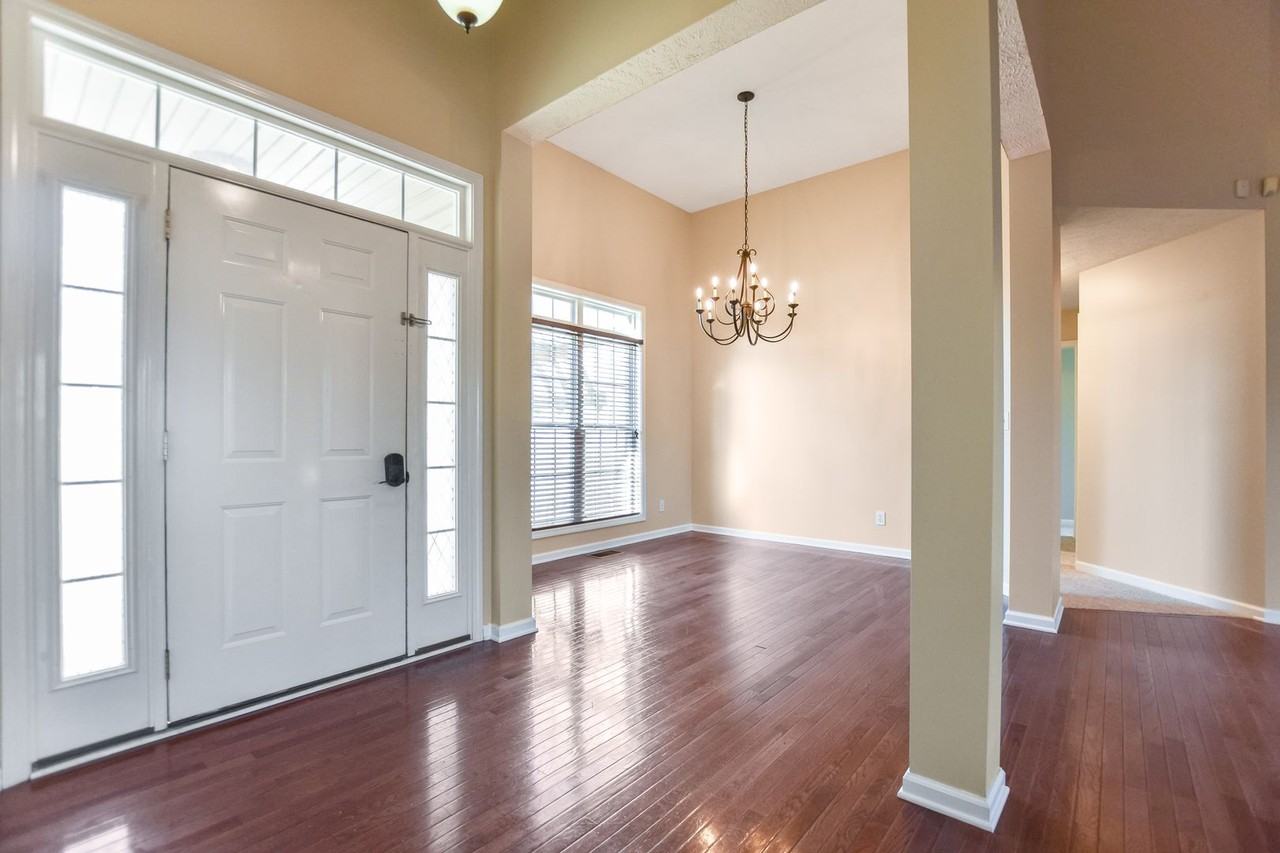 3886 Stella Dr - Photo 2 of 26