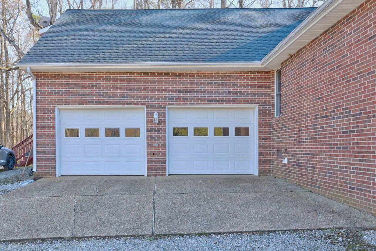 2016 Forge Rd - Photo 3 of 36