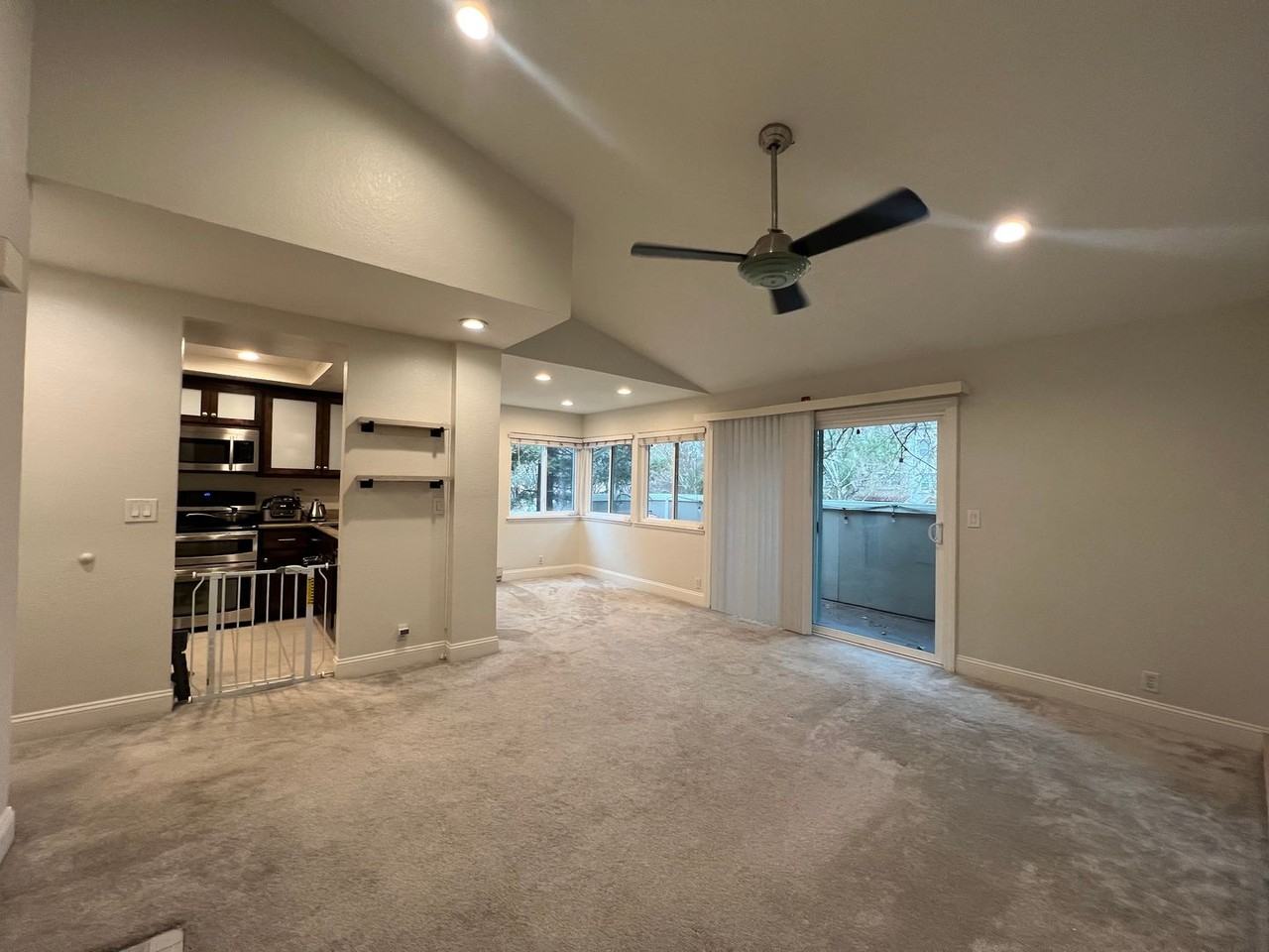2507 Jubilee Ln - Photo 2 of 21