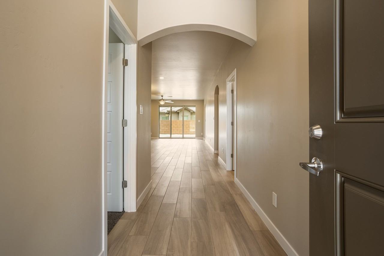 7701 Majesty Ct Nw - Photo 2 of 20
