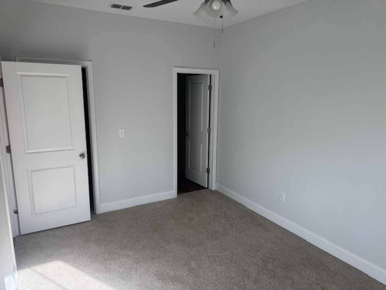 210 Lenox Cir - Photo 7 of 7