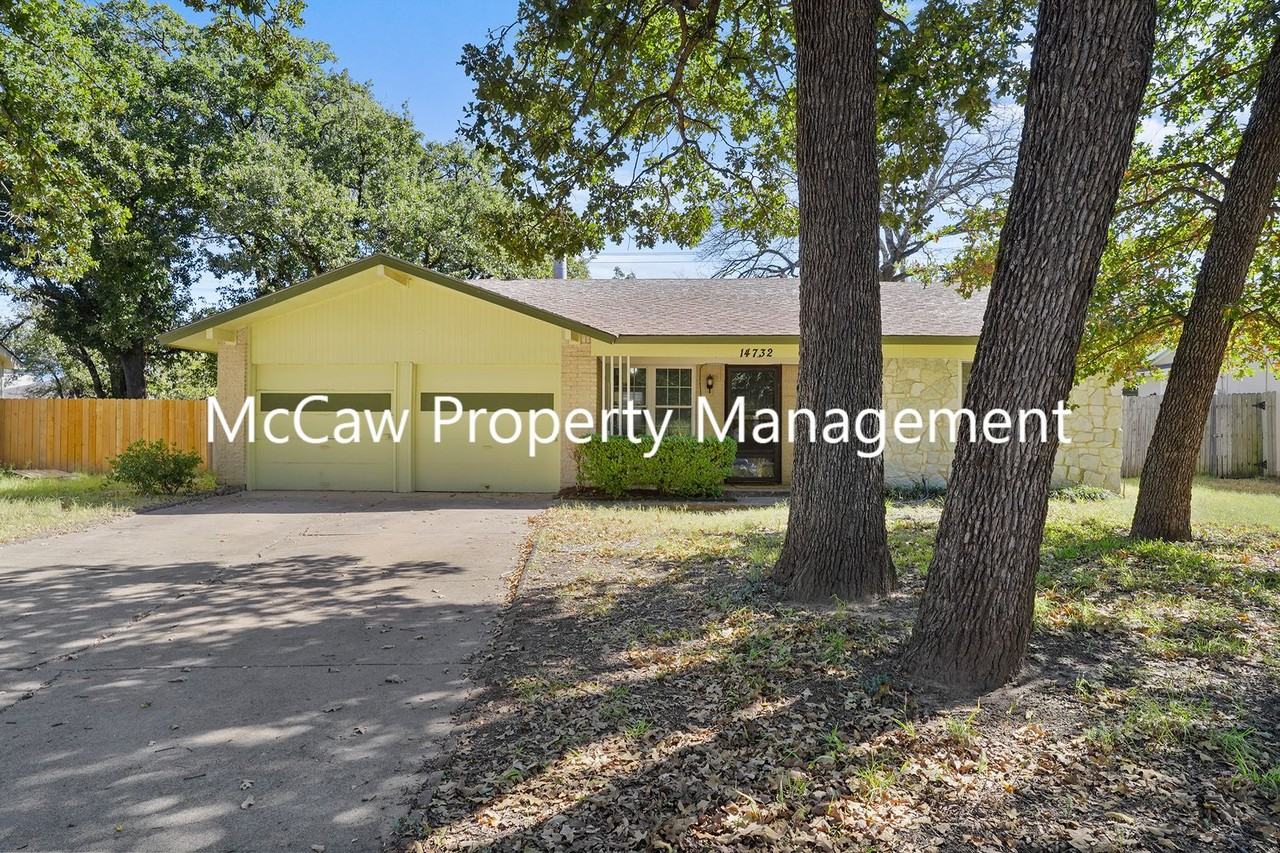 14732 Oakwood Ln - Photo 2 of 22