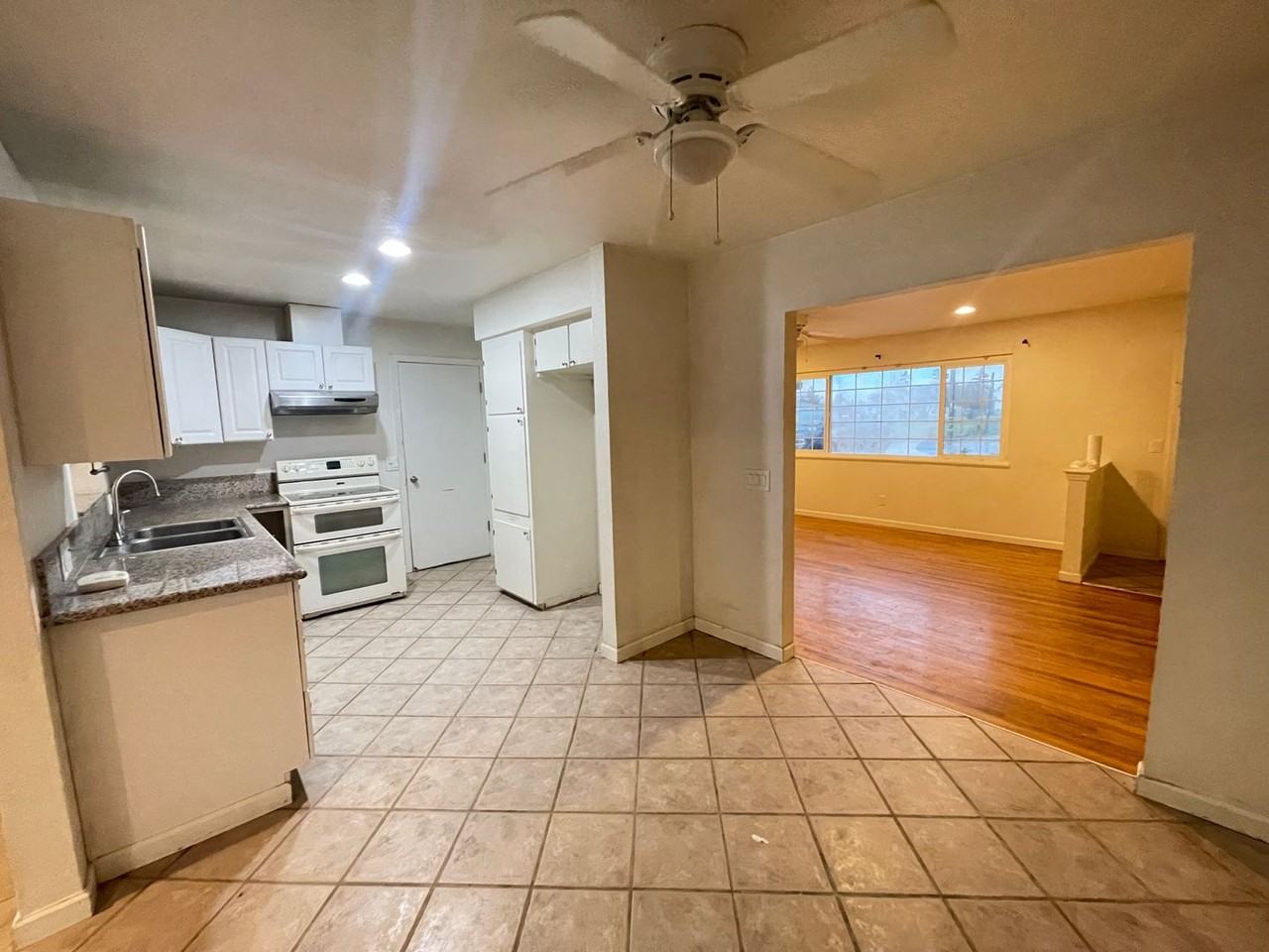 1686 Hooper Rd - Photo 2 of 4