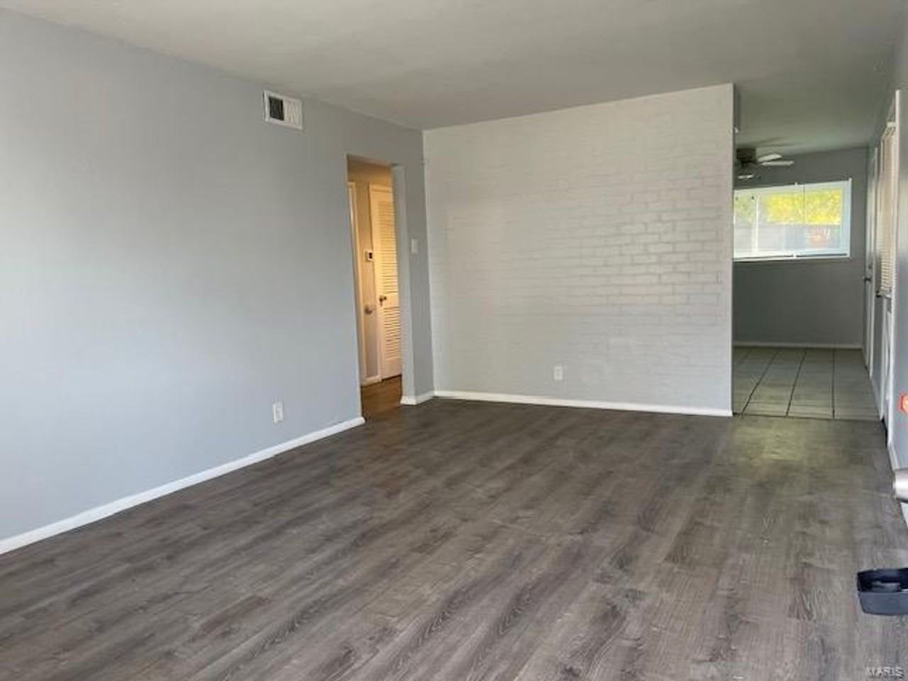 3648 Edmundson Rd - Photo 3 of 9