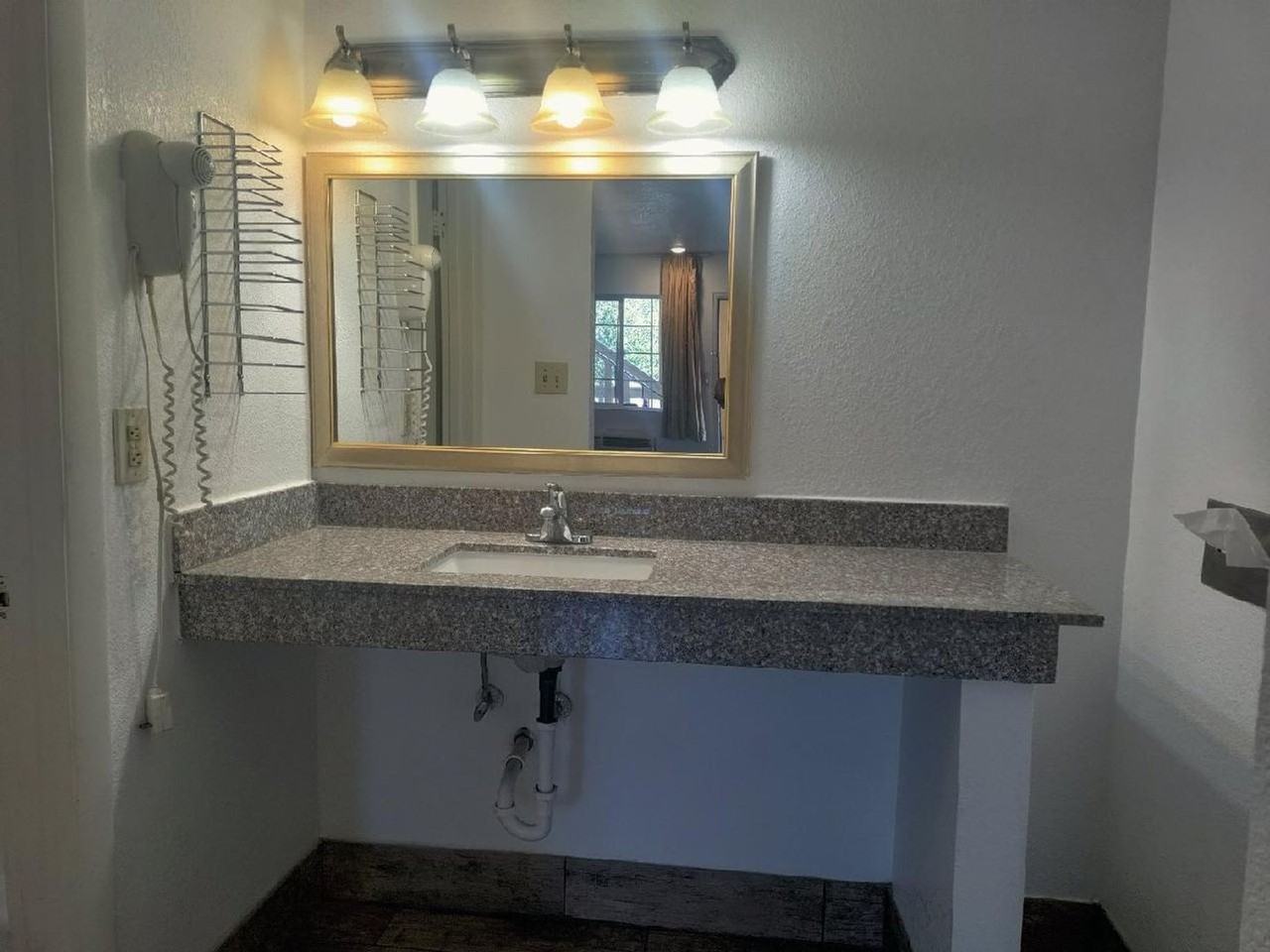 721 Horizon Dr #124 - Photo 7 of 15