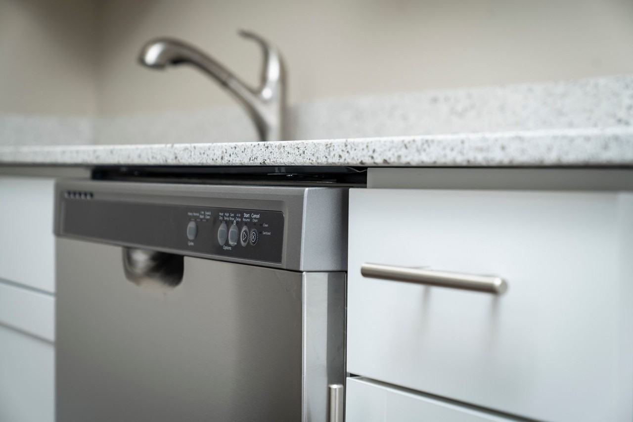 The Anderson Apartments: Renovated Units, Great Location! - Photo 6 of 30