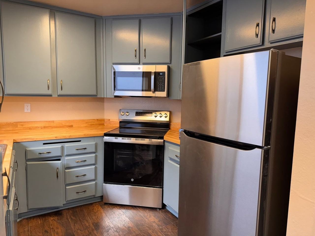 259 Dartford St - Photo 6 of 12