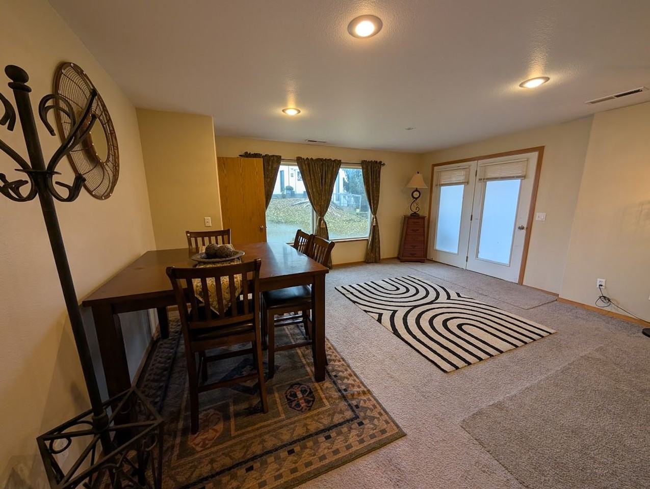 1682 7th Ave #B - Photo 5 of 22