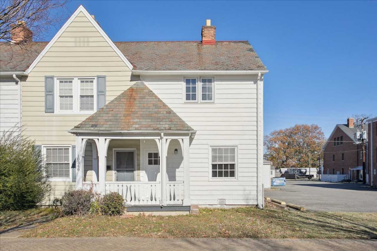 10344 Warwick Blvd - Photo 2 of 23