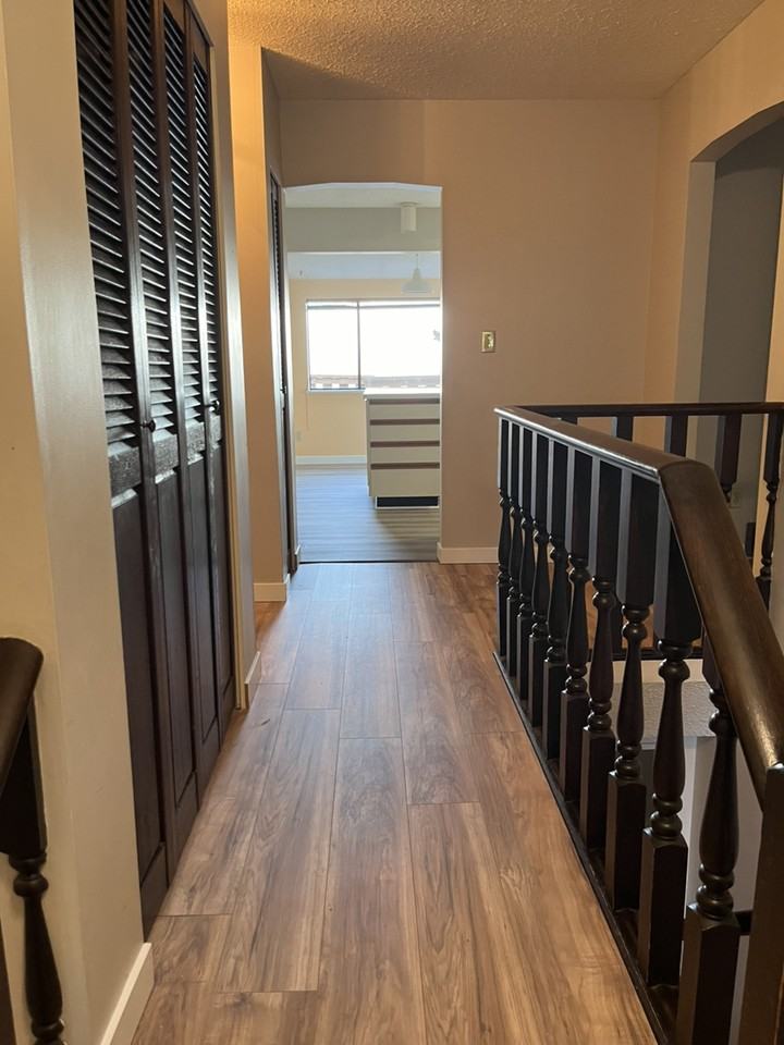 1023 Dory St - Photo 2 of 12