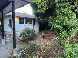 featured image of 1023 Dory St