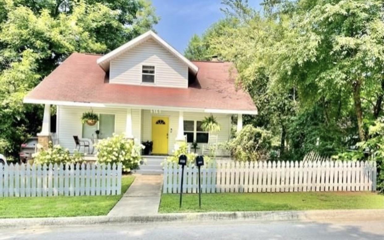 515 S Church Ave - Photo 2 of 18