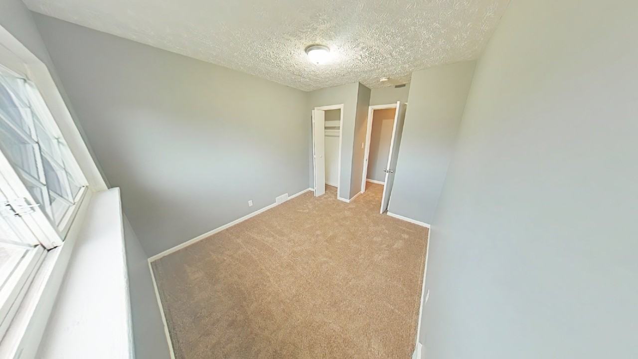 26100 Burg Rd - Photo 4 of 11