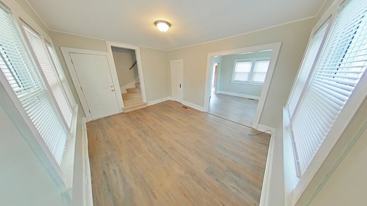 155 Welts St - Photo 2 of 12