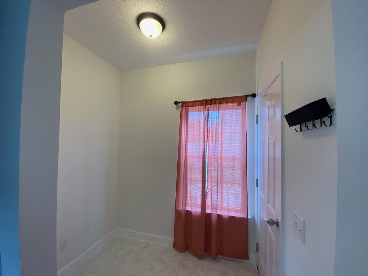 297 Alcott Cir - Photo 4 of 16