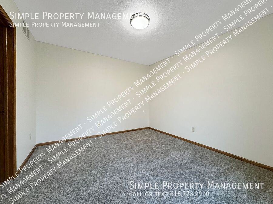 177 Lem Paul St - Photo 2 of 18