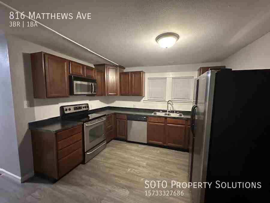 816 Matthews Ave - Photo 2 of 8
