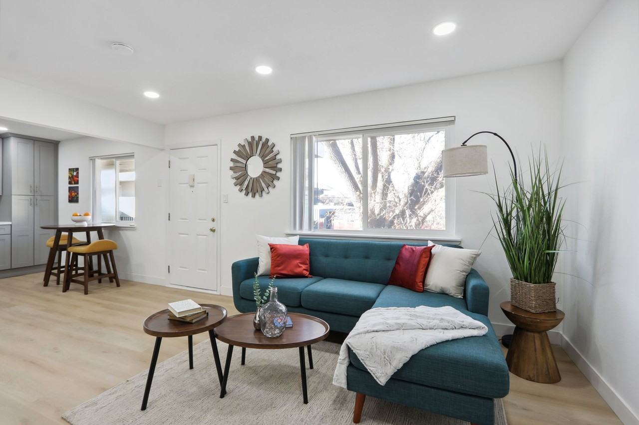 Gunrock Apartments - Photo 5 of 39