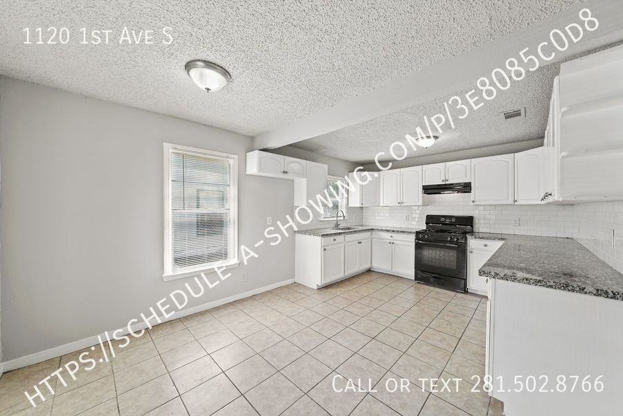 1120 1st Ave S - Photo 2 of 10